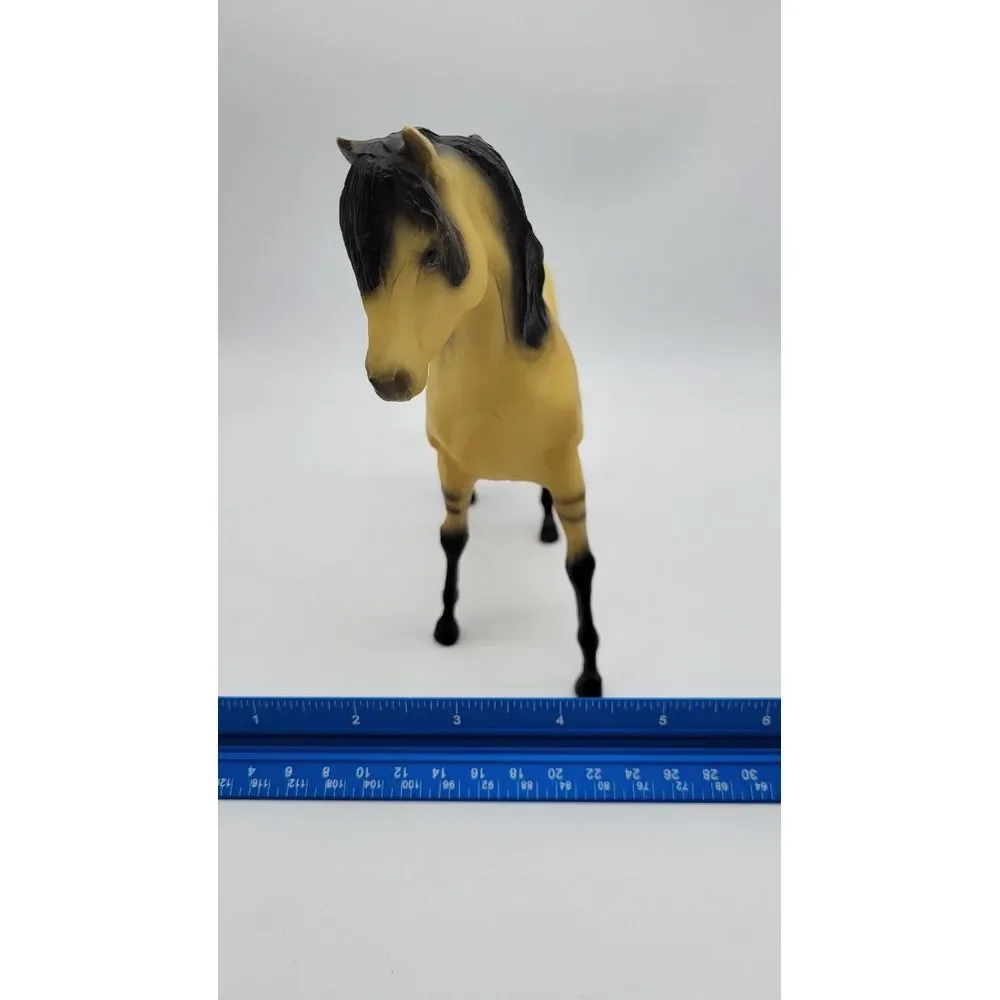 Vintage Classic Breyer Horse #4810 Mesteno's Mother Buckskin‎